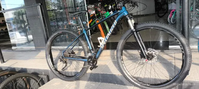 Bike Specialized Rockhopper aro 29