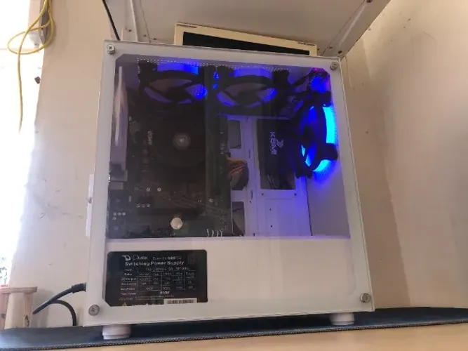 COMPUTADOR R5 5600G E VEGA 7