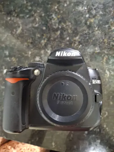 Câmera nikon D5000 + lente 70-300mm