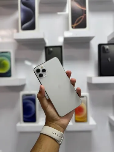 iPhone 11 Pro Max 512 gb - Sem desbloqueio facial 