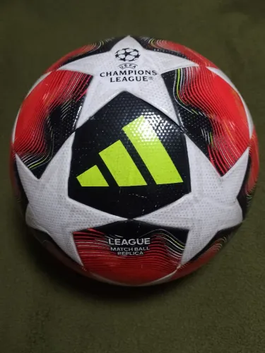 Bola de futebol
