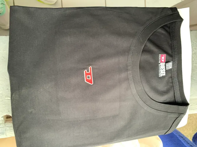 Camiseta DIESEL original 