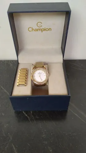 Relógio Champion usado com caixa