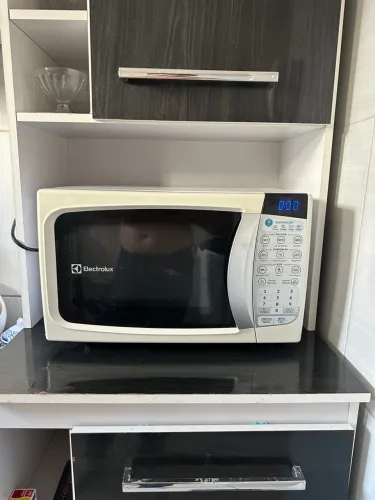 Microondas Electrolux 20 litros modelo mtd30