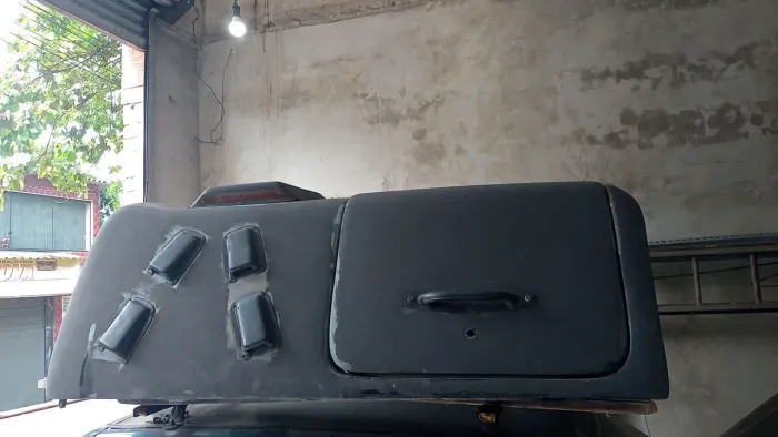 Capota de fibra l200 Triton 2016 carroceria mais longa e reta.