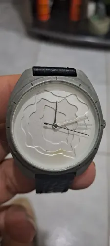 Relogio chilli beans pulseira de couro.