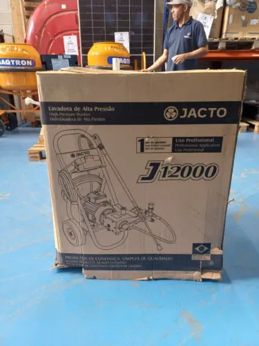 LAVADORA DE ALTA PRESSÃO JACTO J-12000 PROFISSIONAL-7,5 VC 220V TRIFASICA 3000 PSI