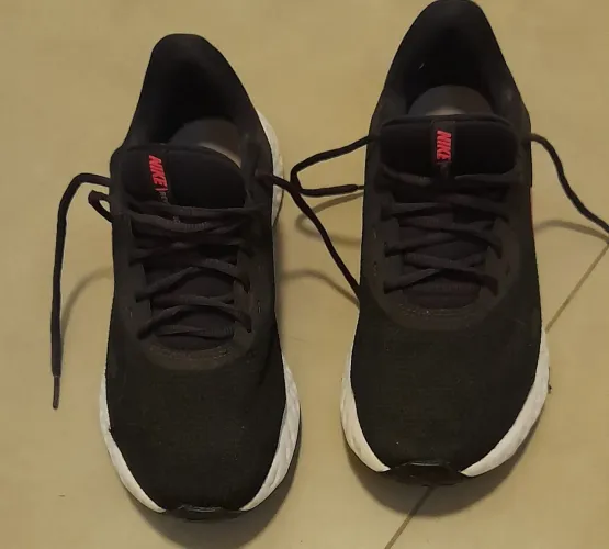 Tênis Nike Preto