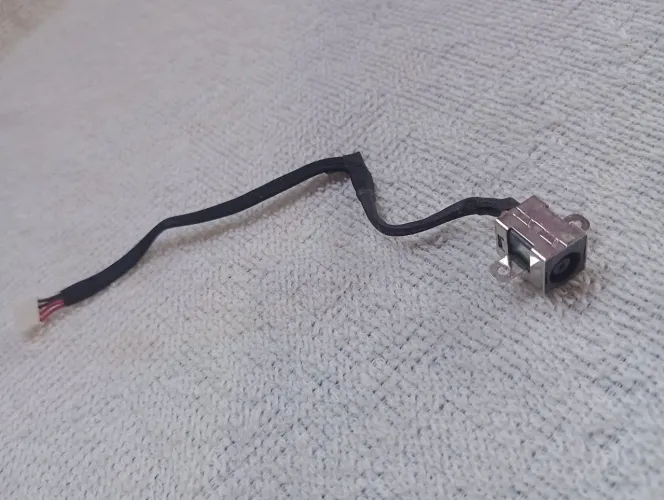 Conector DC Jack com Cabo - Peça de Notebook lg48 lgr480