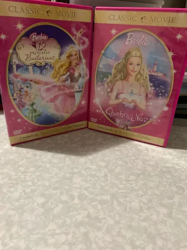 DVDs BARBIE O QUEBRA NOZES - BARBIE EM AS 12 PRINCESAS BAILARINAS 