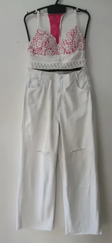 Calça branca 44