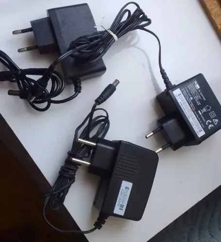 Carregadores, Fontes, bivolt de 127/220v para 12v, 1a 2 A