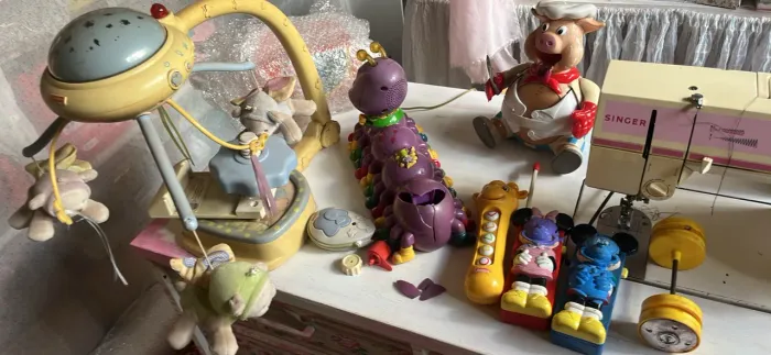 Lote de brinquedos diversos NAO FUNCIONAM