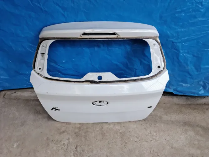 Tampa Traseira Ford Ka retch 2015 a 2021 original c detalhe 