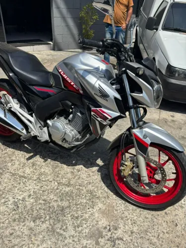 HONDA CBX 250 TWISTER ANO 2021, UNICO DONO!