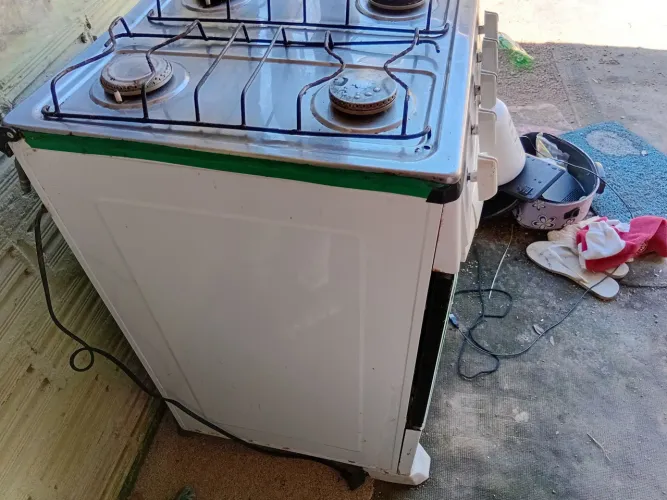 Vendo fogão a gás em bom estado 