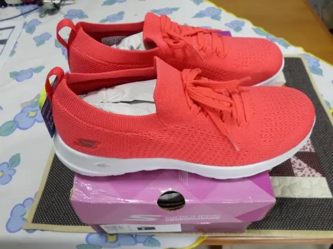 Tênis Skechers Go Walk - Tam. 37 - Novo