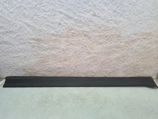Spoiler C/avaria Lateral Lado Direito Freelander 3.2 2009