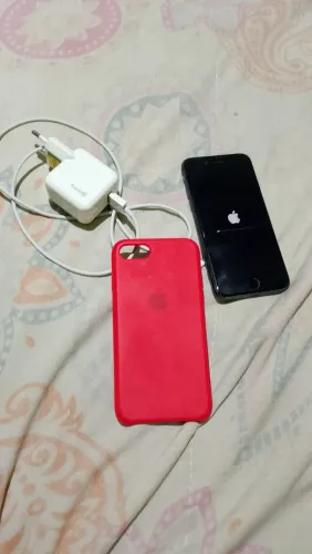 Vendo iPhone 8 normal 