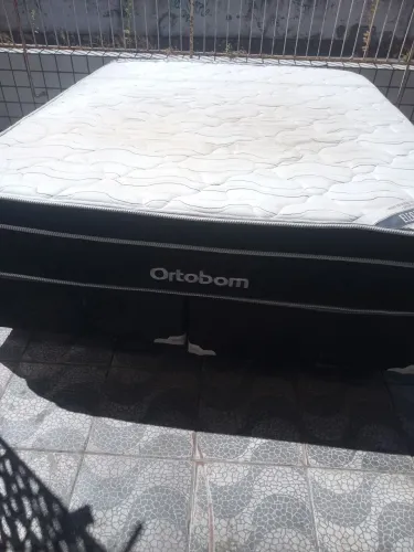 Cama box