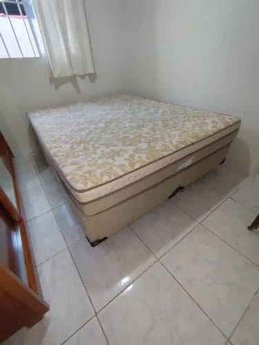 Cama Queen
