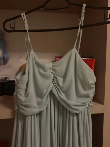 Vestido longo verde claro 