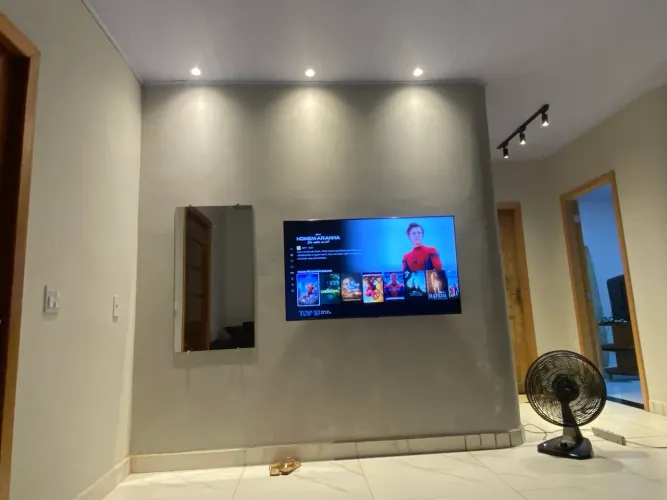 Vende-se casa no Bujari