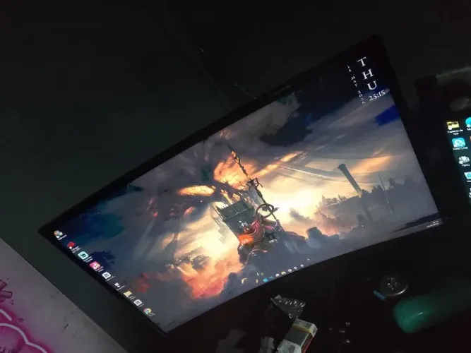 Monitor Curvo Samsung 27" FHD