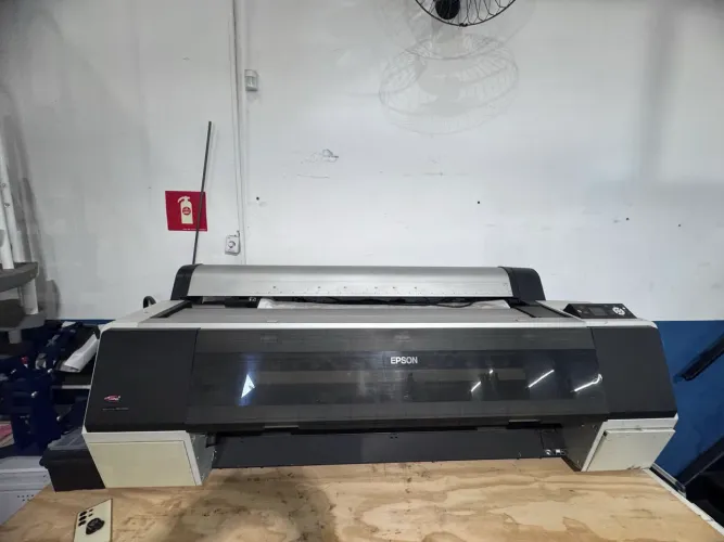 Ploter Epson Stylus PRO 9890 Sublimação 