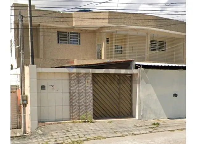 Casa Comercial na Avenida José Rodrigues de Jesus!