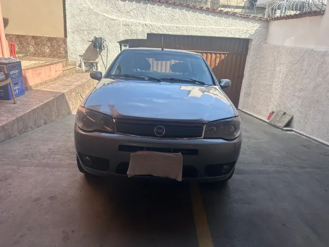 Fiat Palio HLX 1.8 MPI Flex 8V 4P 2004