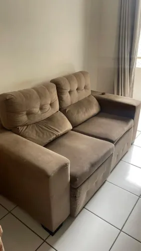 Sofá retrátil pra vender logo 550,00