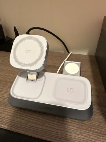 Carregador 3 em 1 magsafe Ugreen Magflow Qi2 iPhone AirPods Watch