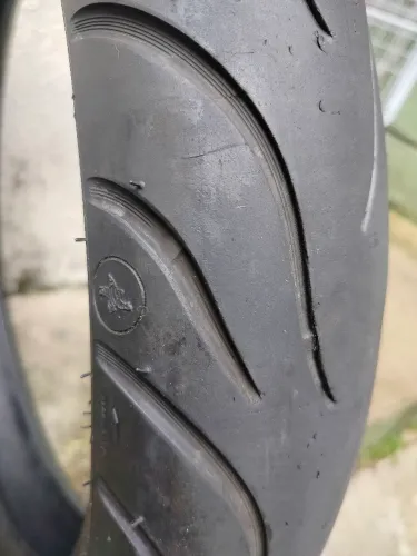 Pneu 120/70-21