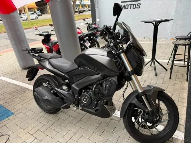 DOMINAR 400 BAJAJ 2025