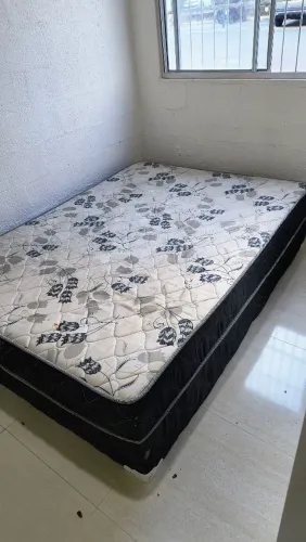 Cama box