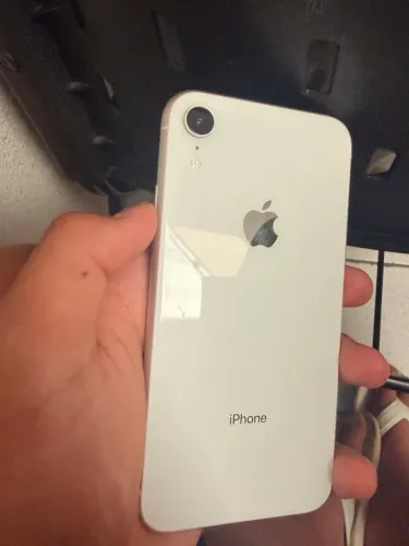 iPhone XR novo demais 