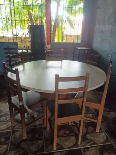 Mesa de jantar madeira, 6 cadeiras 