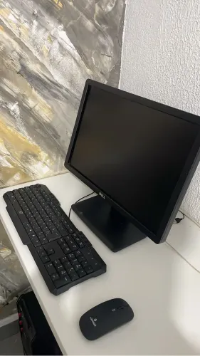 Computador para trabalho e estudos 