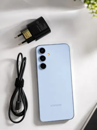 S24 FE + NOTEBOOK