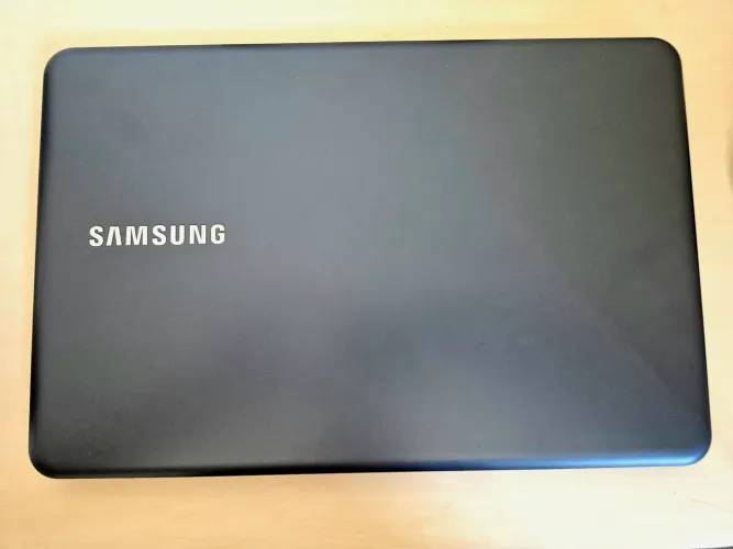 Samsung x40 Expert I5 - Placa Nvidia GEFORCE - SSD 500GB - 12GB RAM