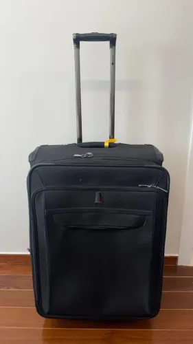 Mala de Viagem Grande Delsey Tecido Preta - 4 Rodinhas Duplas 360° - Expansível