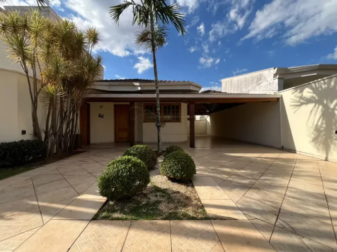 CASA NO ROLAND III 3 DORMITÓRIOS