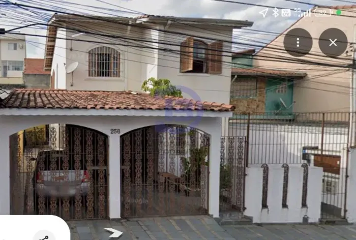 Sobrado na Patriarca com 04 dormitórios, sala 02 ambientes, escritorio, 03 banheiros , coz