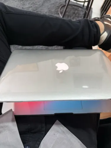 MacBook