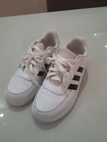 Tênis Adidas Original (usado)