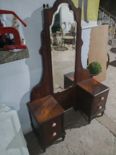 Penteadeira antiga