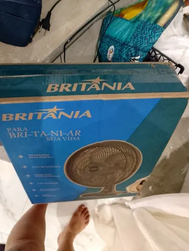 Ventilador Britânia 6 pás na caixa lacrada