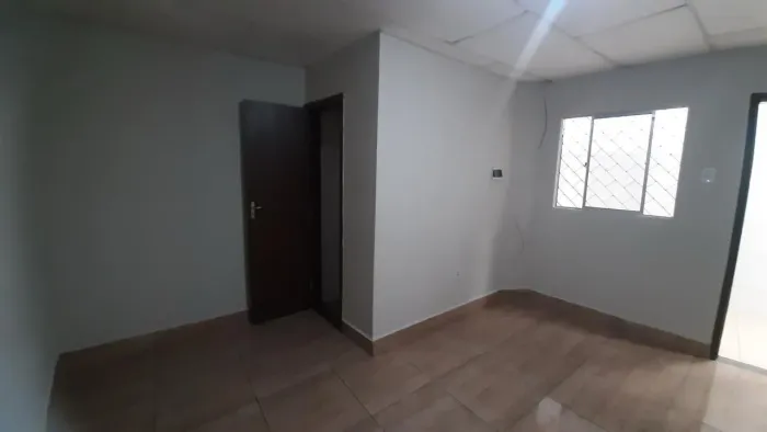 Casa para alugar no Albano Franco