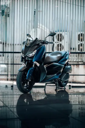 YAMAHA XMAX (2021)
